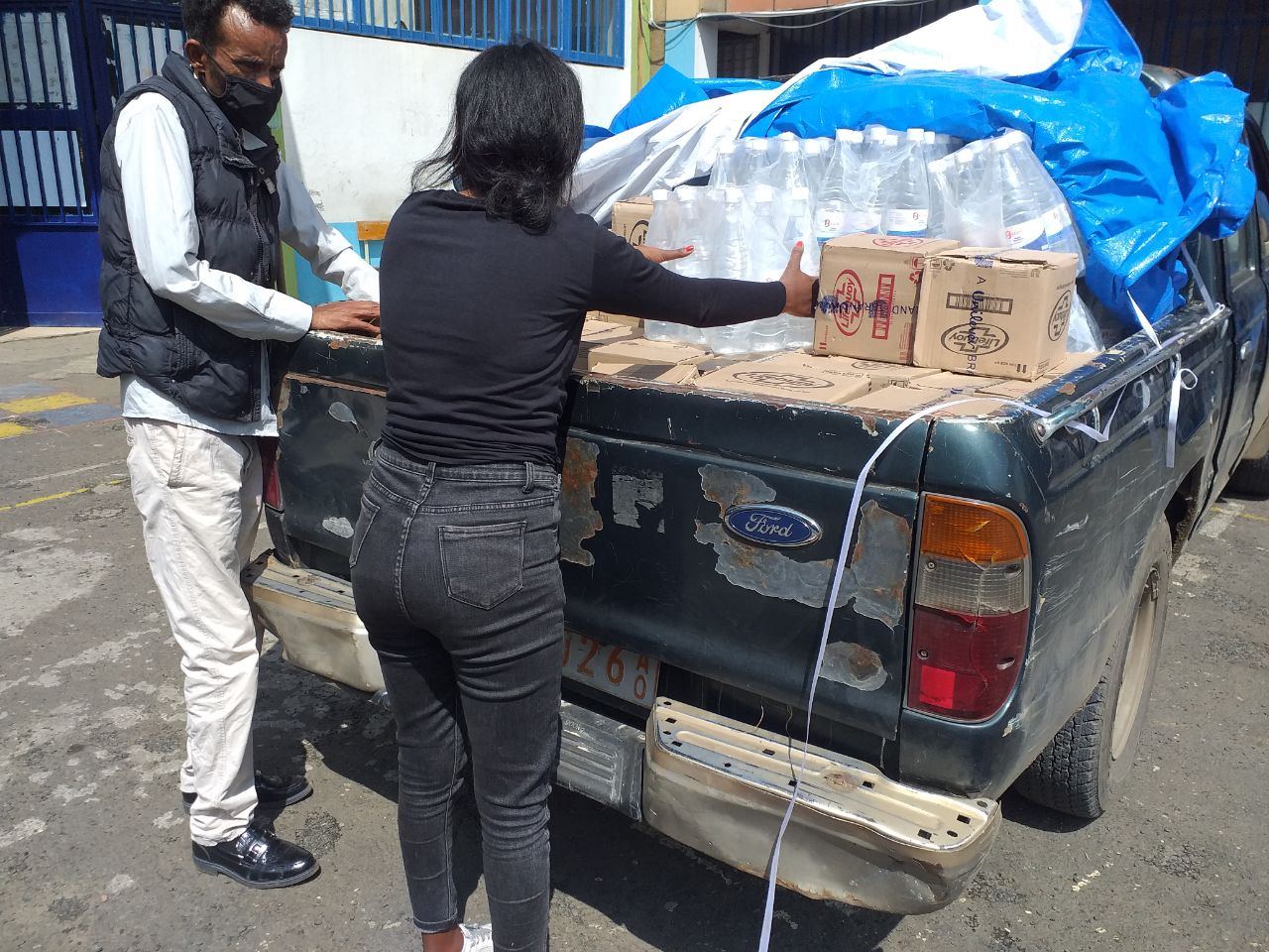 Sanitizer and Soap Provided to Nine Schools to Strengthen Hygiene and Protection photo 3